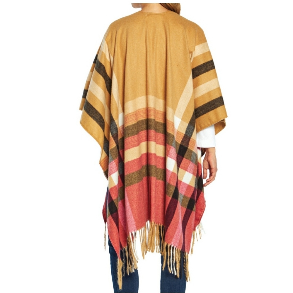 Woolrich blanket wrap. NEW - Picture 2 of 6